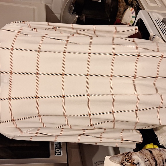 e Liz Claiborne White Boxy Blouse Relaxed Fit Stretch 3/4 Sleeve 2X - Picture 2 of 5